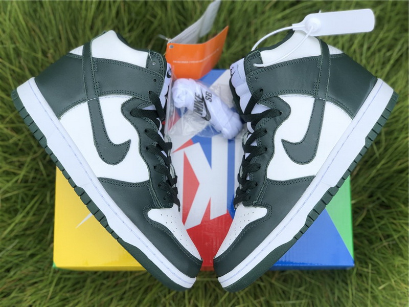 Nike Dunk High SP “Pro Green”
