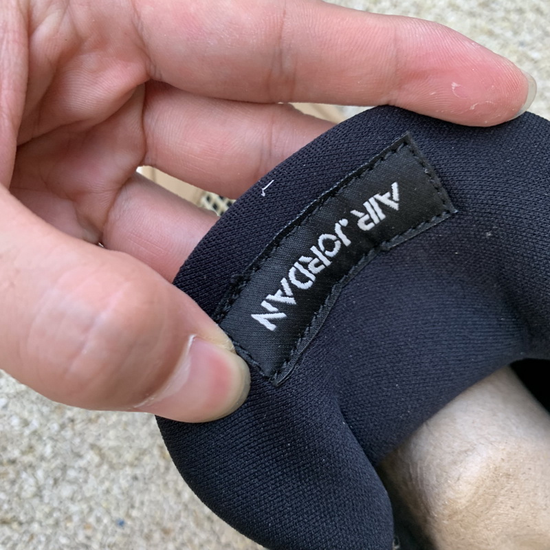 Air Jordan 4“Mushroom”