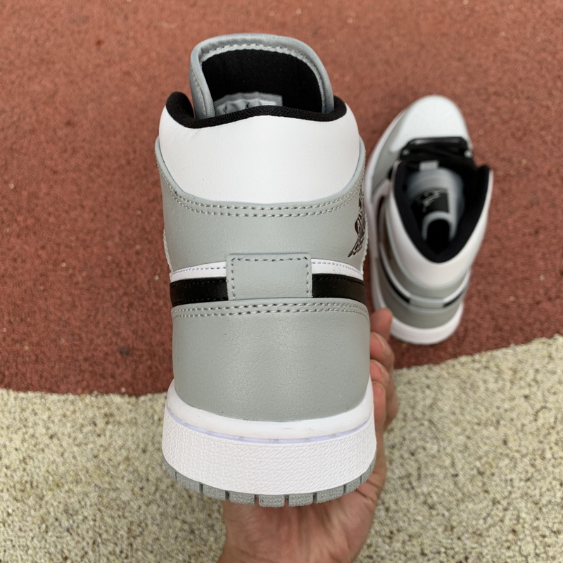 Jordan 1 Mid Light Smoke Grey