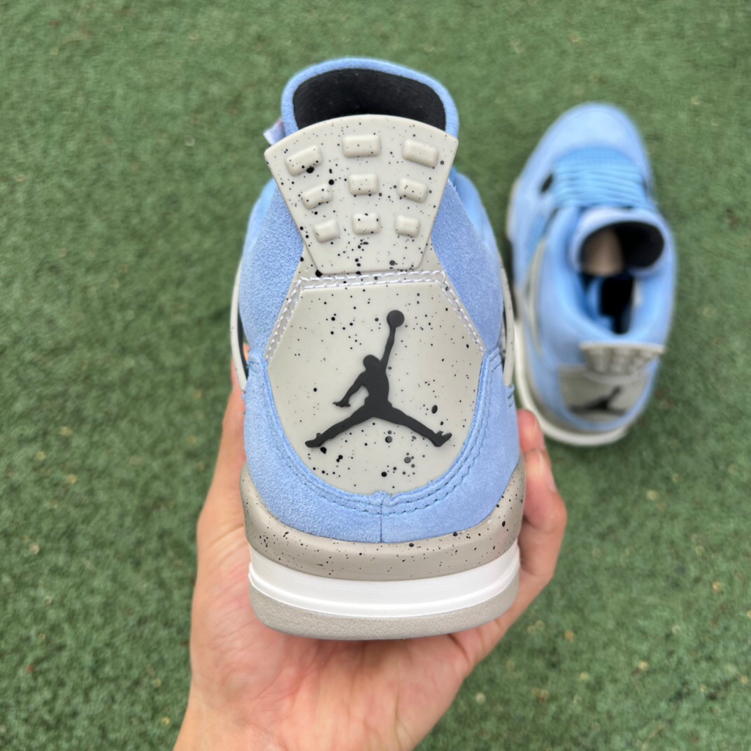 Air Jordan 4 UNC GS