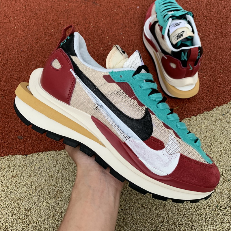 Sacai x Nike Pegasus VaporFly SP Villain Red