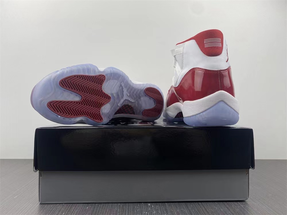 Air jordan11 cherry Red 2022 new arrival