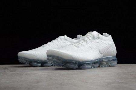 Nike Mens Air VaporMax Flyknit2.0 Triple White