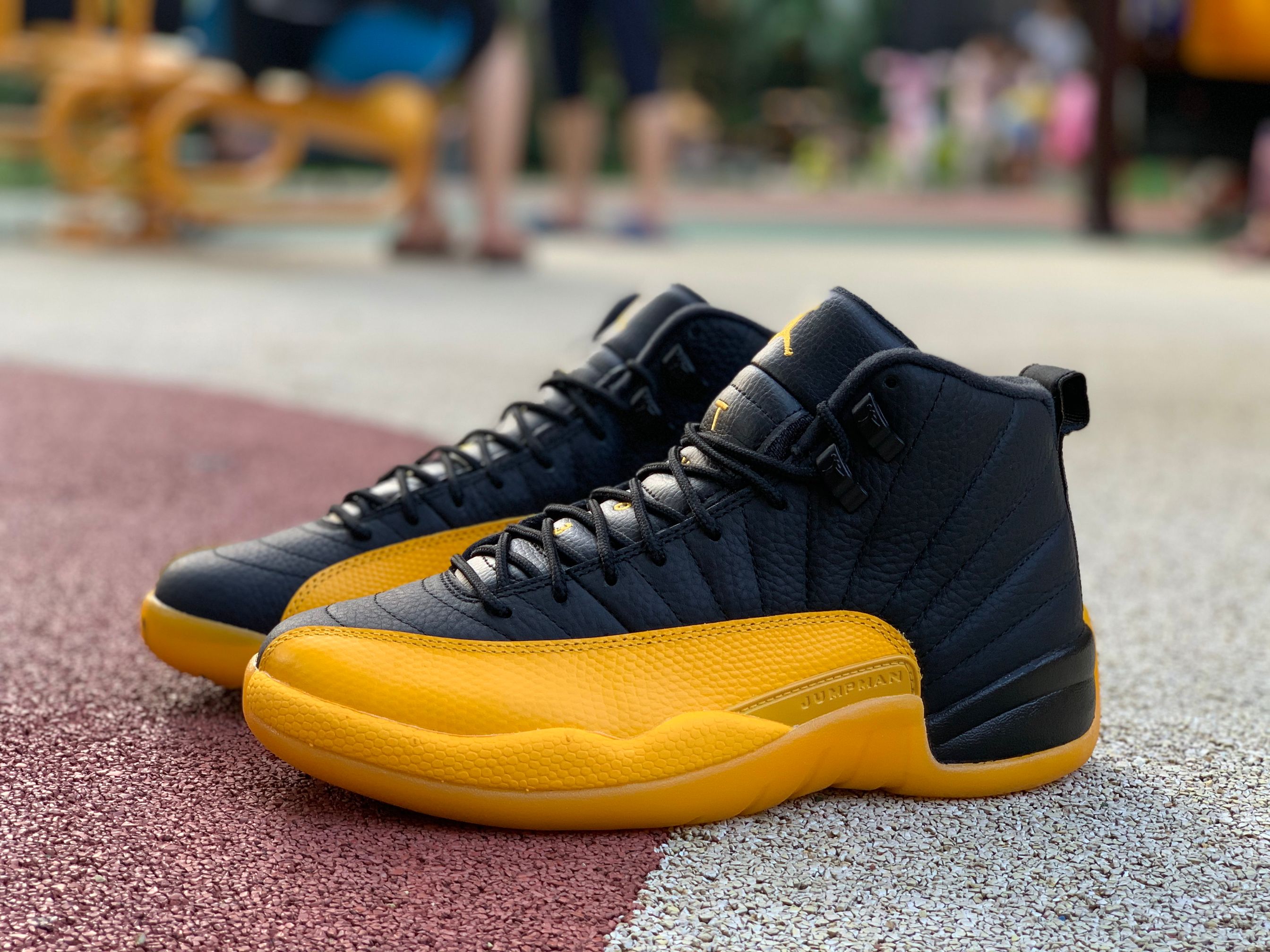 Air Jordan 12 “University Gold”