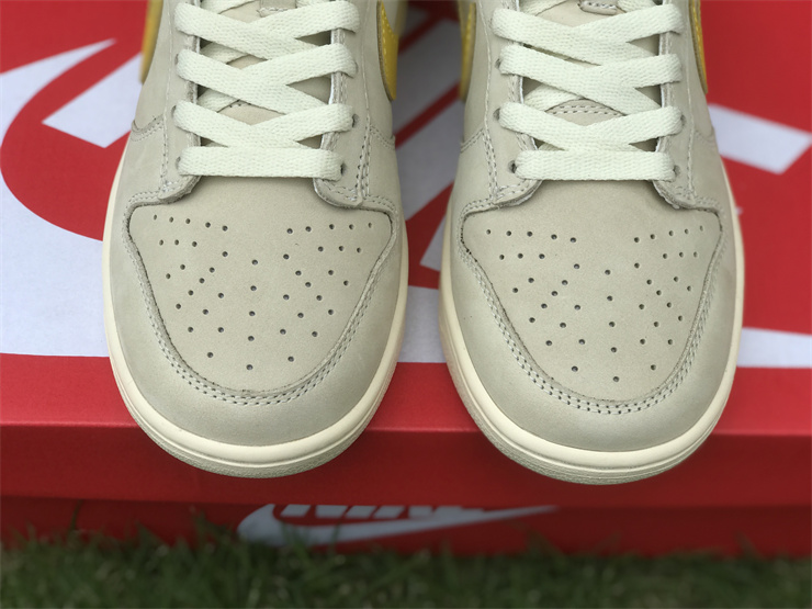 Nike Dunk Low Banana