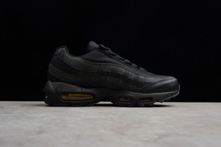 Nike mens Air Max 95 PremiumSE BLACK/GOLD
