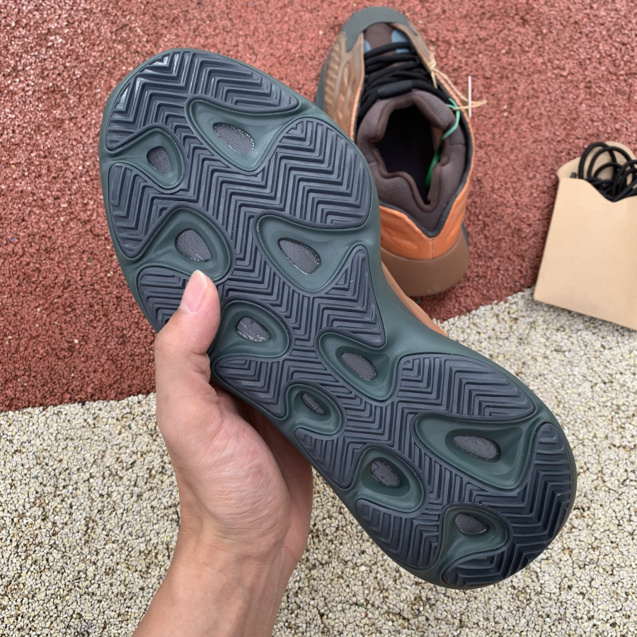 Yeezy 700 V3 COPFAD GY4109