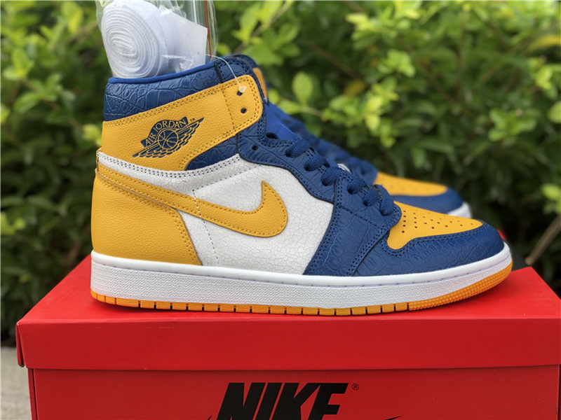 Air Jordan 1 “Michigan” PE