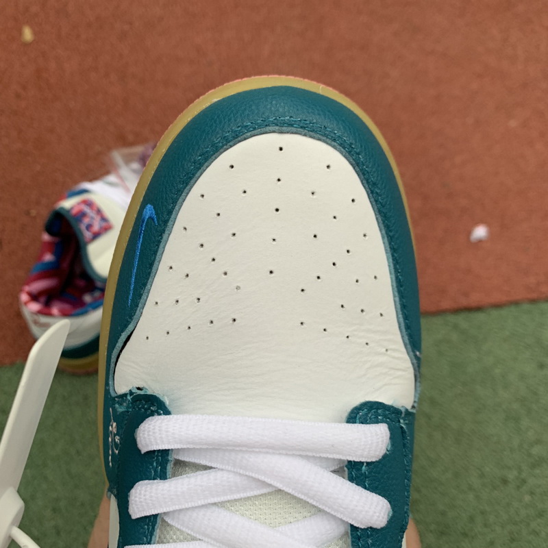 Nike SB dunk low Pro x Parra Dark Green