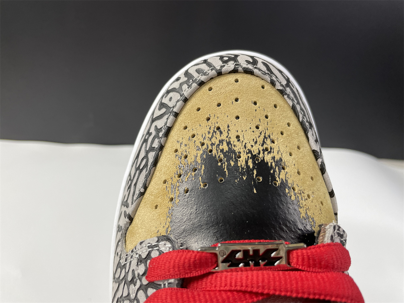 Nike SB Dunk Low What The Paul