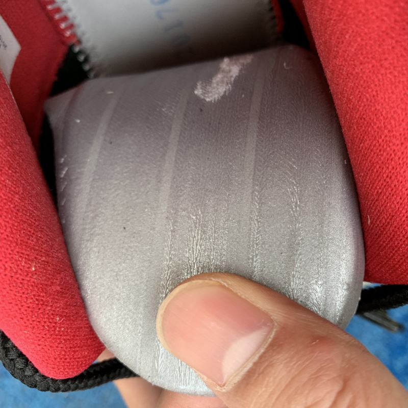 Air Jordan 11 Low “Bred”