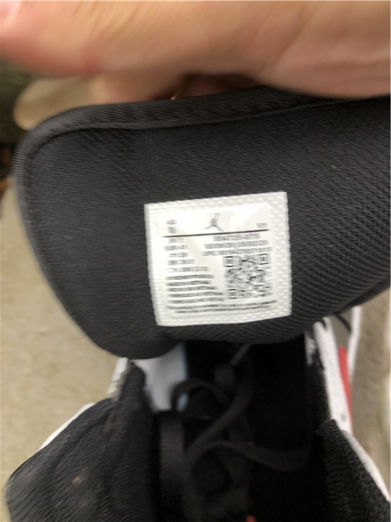 Air Jordan 1 Mid Red White Black