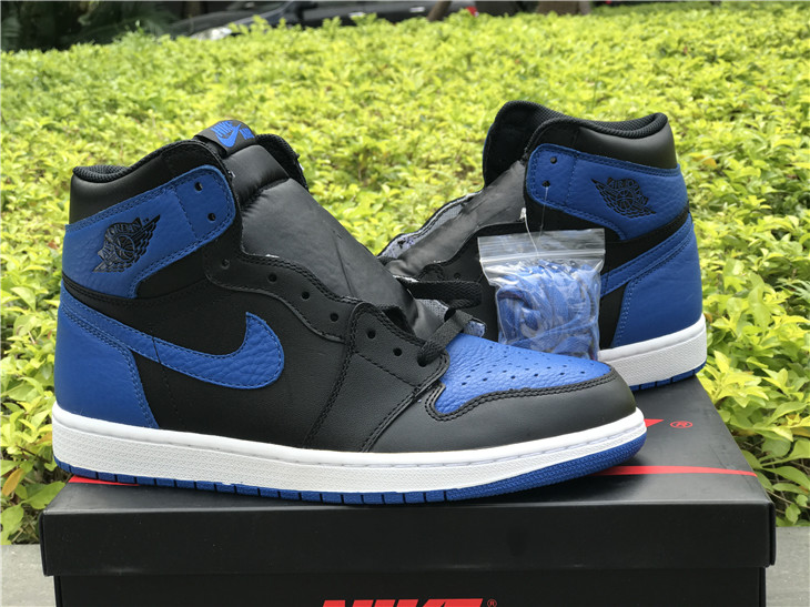 Air Jordan 1 “Black Blue”
