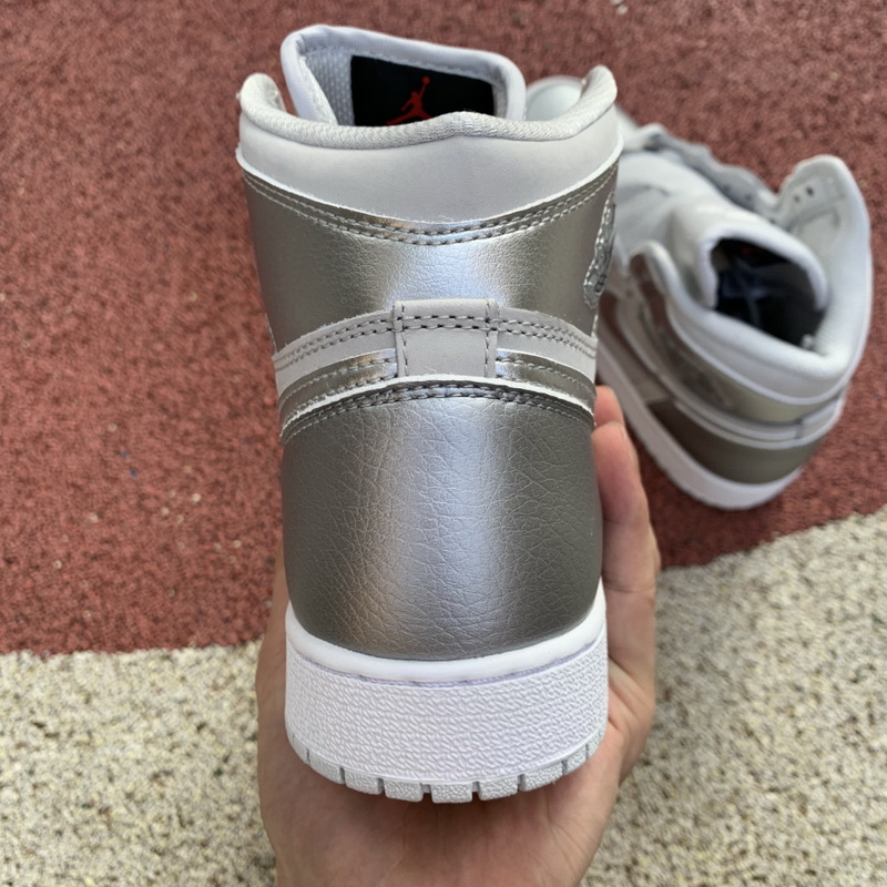 Air Jordan 1 High OG “Japan” GS