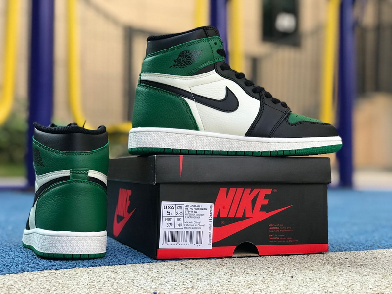 Air Jordan 1 High OG “Pine Green” GS