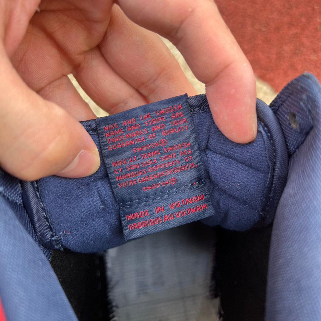 Supreme x Nike SB Dunk High “By Any Means”