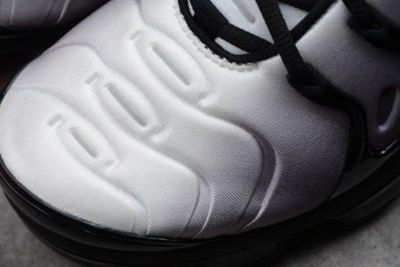 Nike Air VaporMax Plus Black Volt