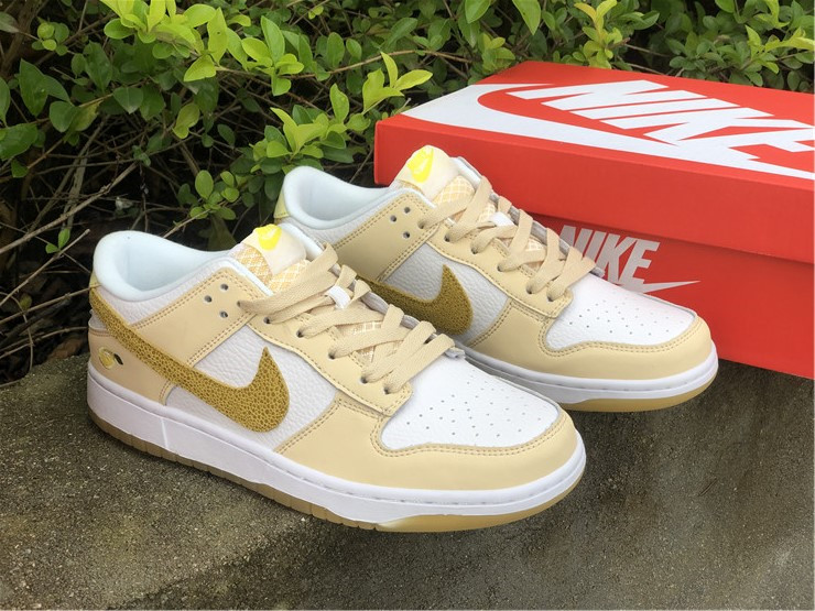 Nike Dunk Low Lemon Drop