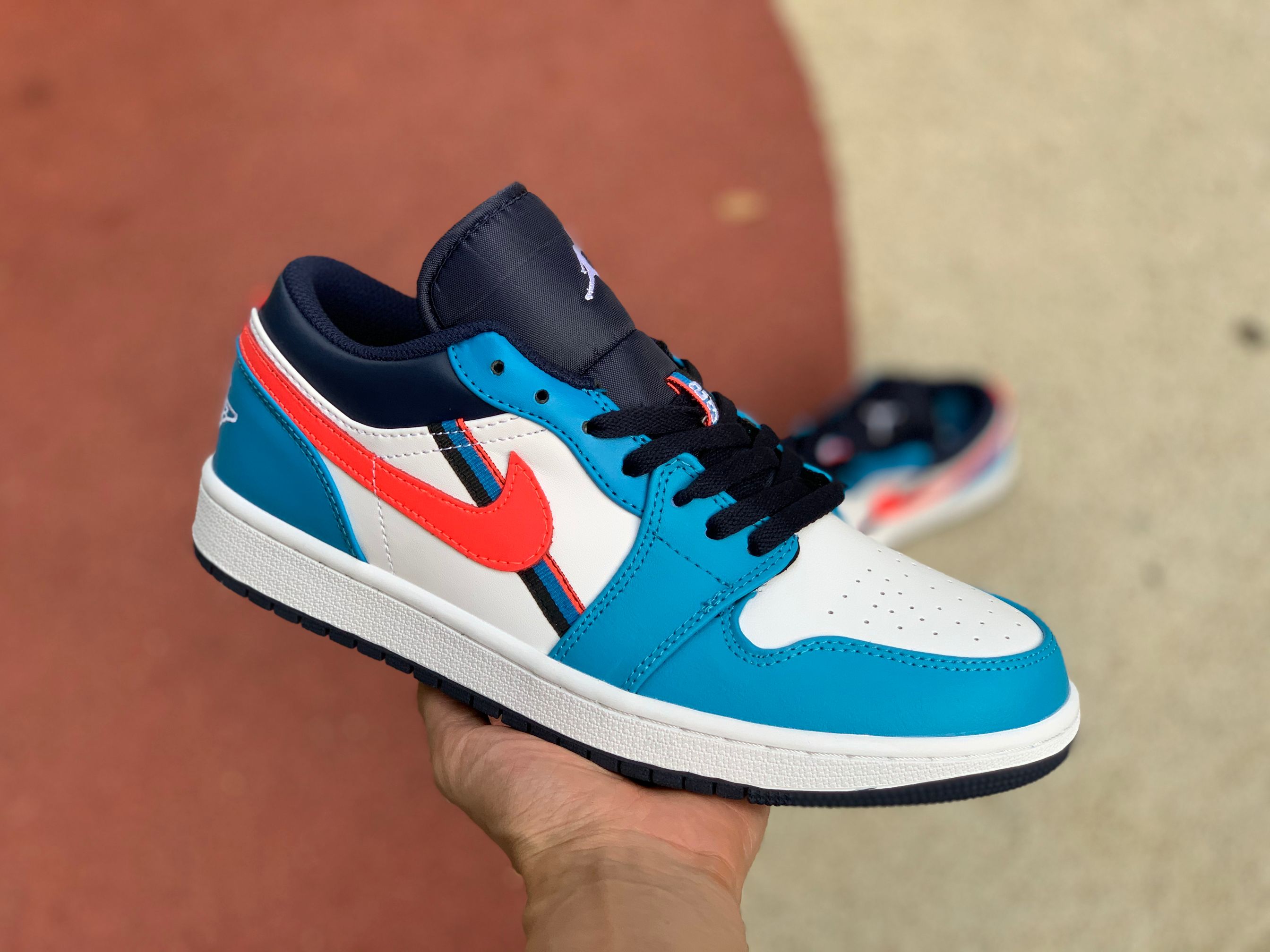 Air Jordan 1 Low shoes