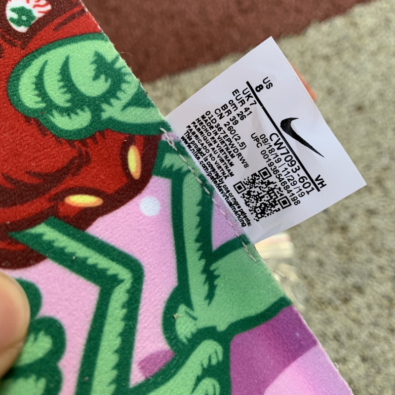 Nike SB Dunk High “Strawberry Cough”