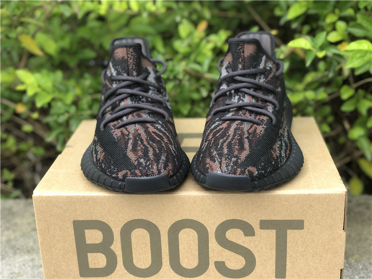 Yeezy Boost 350 Boost V2 “MX Rock”