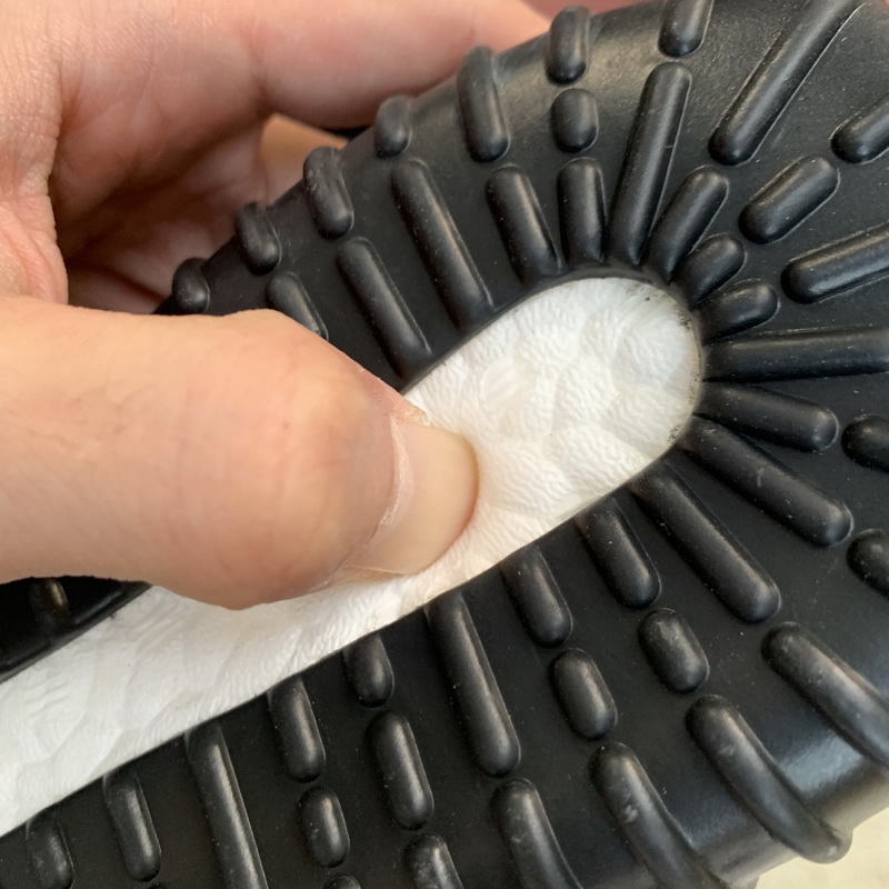 AD Yeezy 750 Boost “Black” Final Version