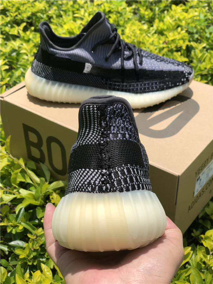 Yeezy Boost 350 Boost V2 Oreo