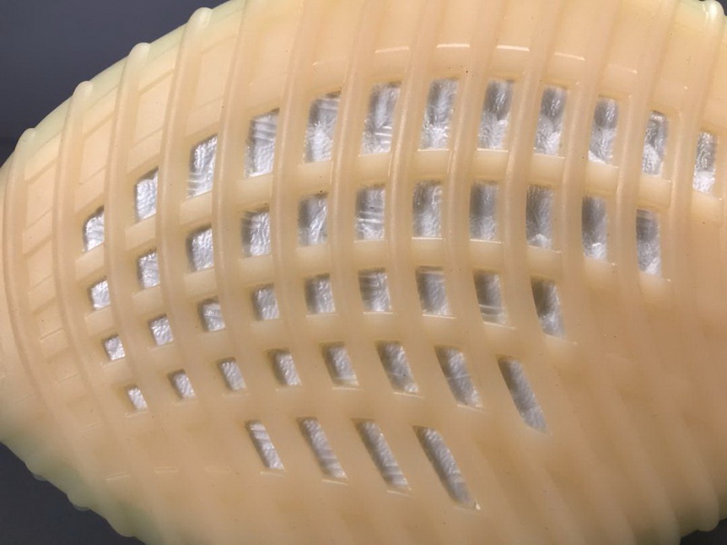 Yeezy Boost 350 V2 “Hyperspace”