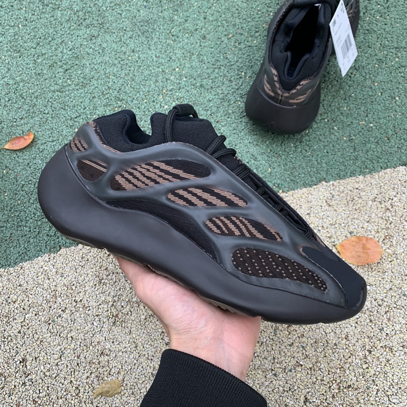 Yeezy 700 V3 “Eremiel”