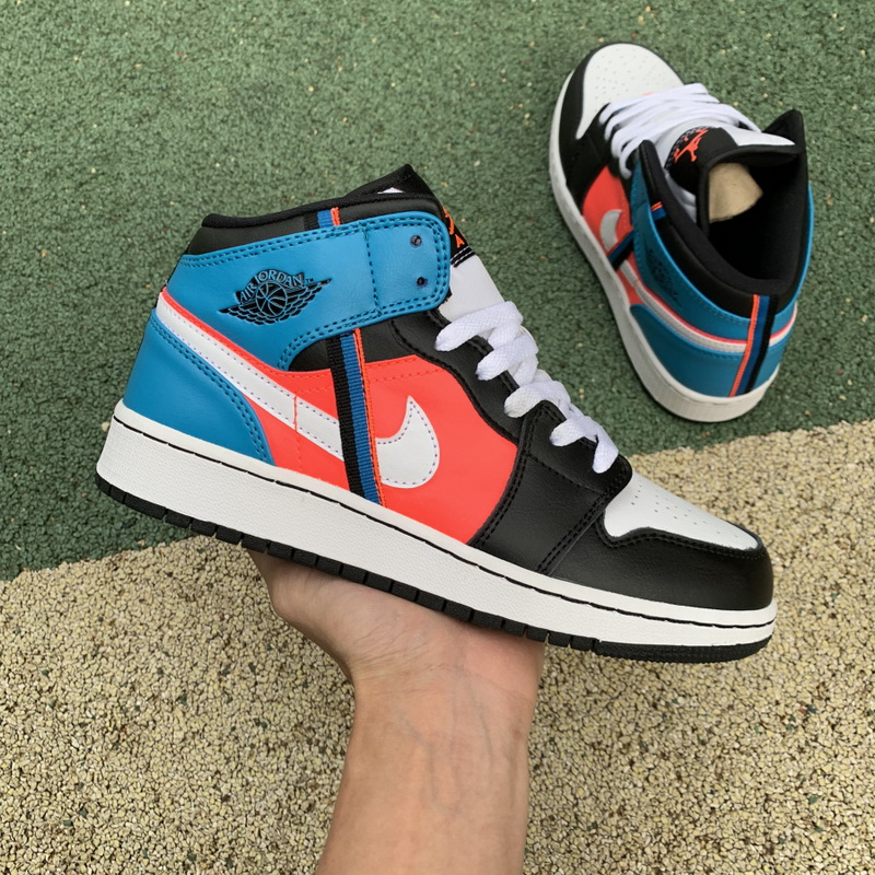 Jordan 1 Mid Shoes039