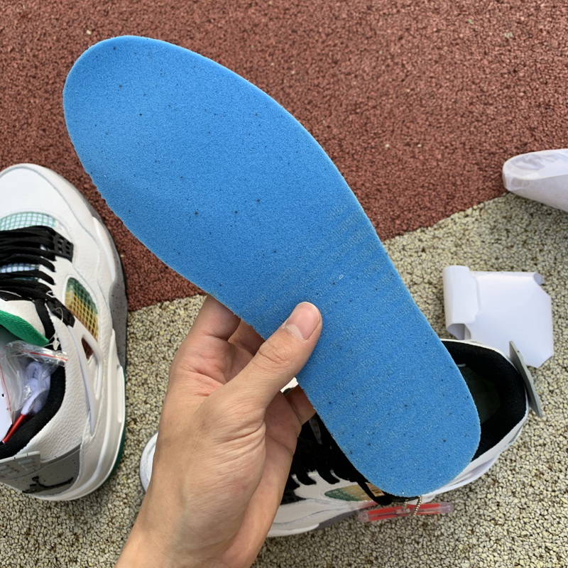 Air Jordan 4 WMNS “Rasta”