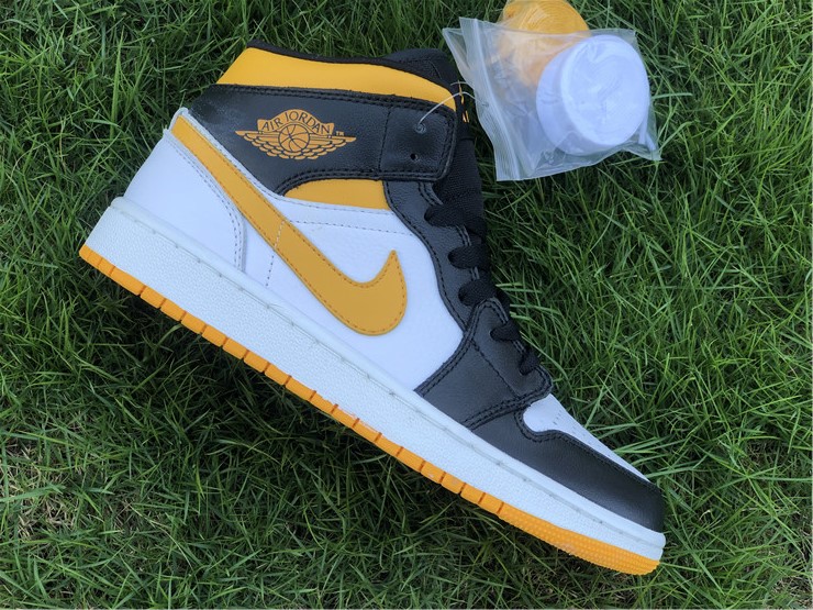 Air Jordan 1 Mid Black Yellow