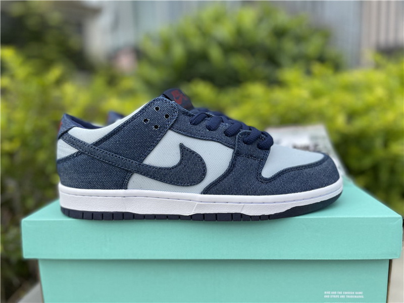 Nike SB Dunk Low Binary Blue
