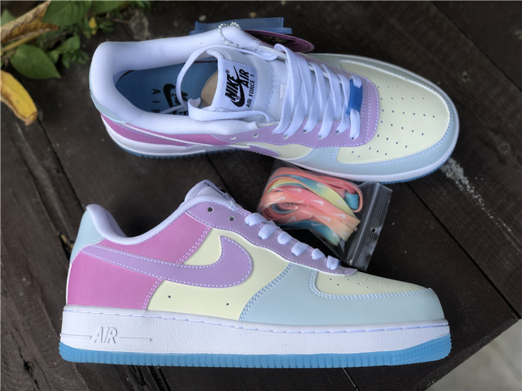 NIKE Air Force 1'07 LX UV