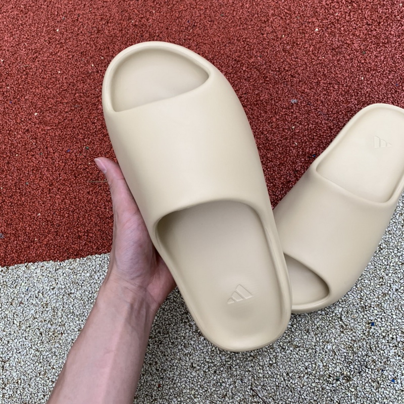 Yeezy Slide