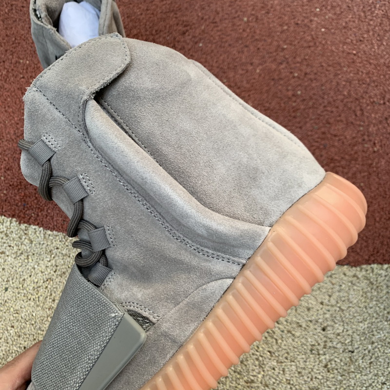 AD Yeezy 750 Boost Light Grey