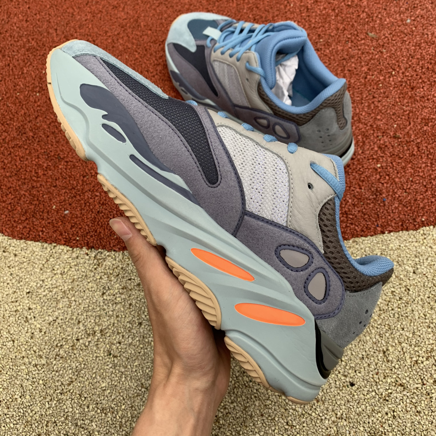 Yeezy 700 Carbon Blue