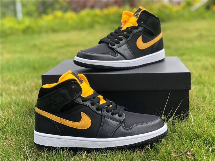 Air Jordan 1 Mid Black Yellow