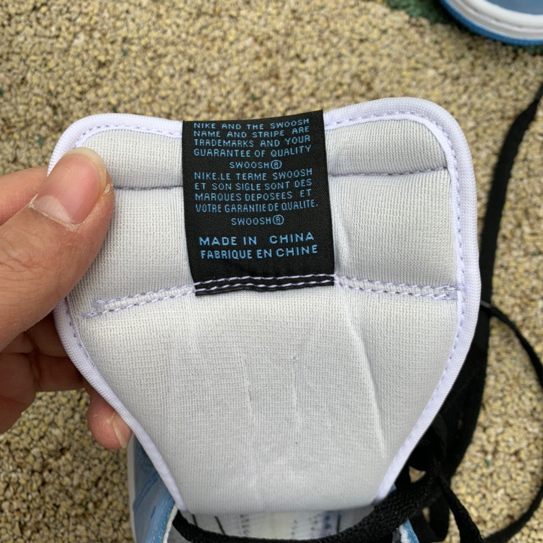 Air Jordan 1 High OG “University Blue”GS