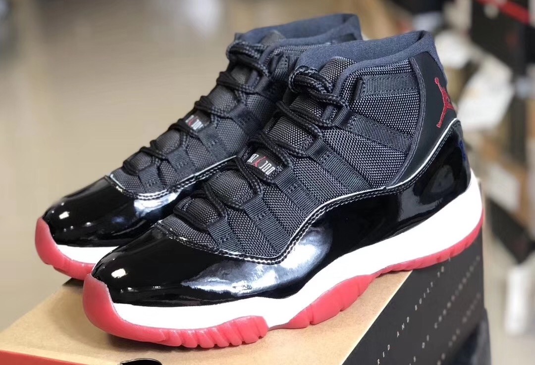 Air Jordan 11 Bred