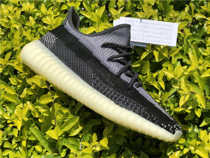 Yeezy Boost 350 Boost V2 Oreo