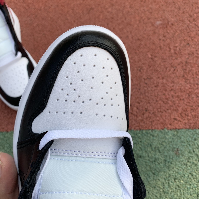 Jordan 1 Mid Black Noble Red