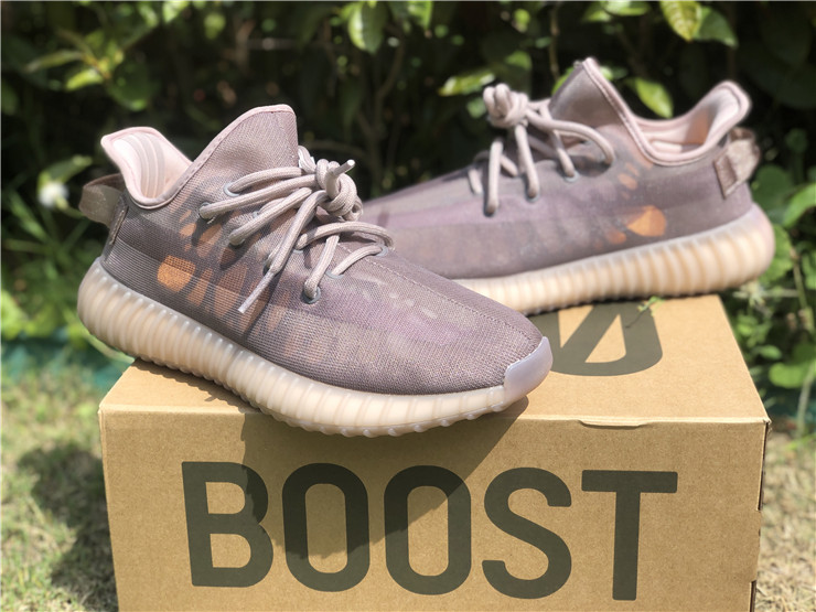 Yeezy Boost 350 Boost V2 Mono Mist