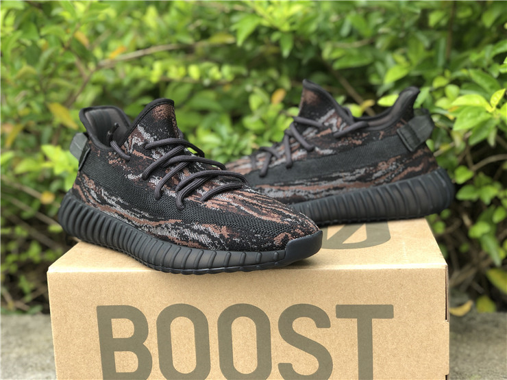 Yeezy Boost 350 Boost V2 “MX Rock”