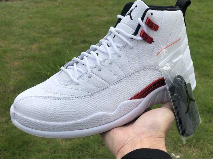 Air Jordan 12 Twist