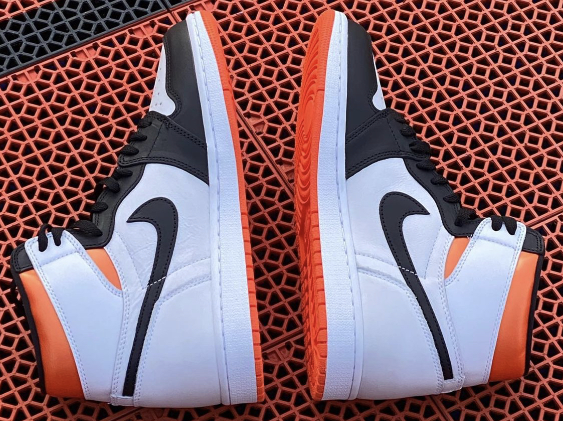 Air Jordan 1 High OG “Electro Orange”
