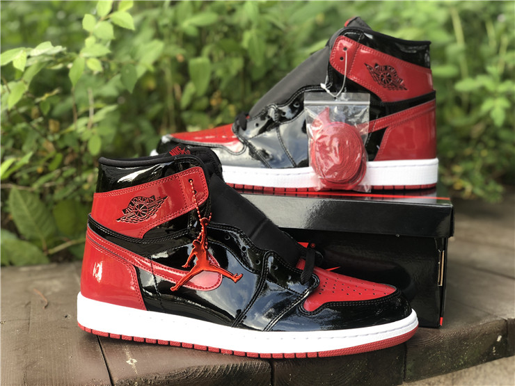 Air Jordan 1 High OG “Bred Patent”