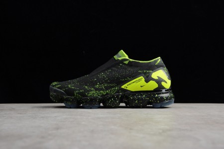 Acronym Nike Mens AirVaporMax Moc 2 Black Volt