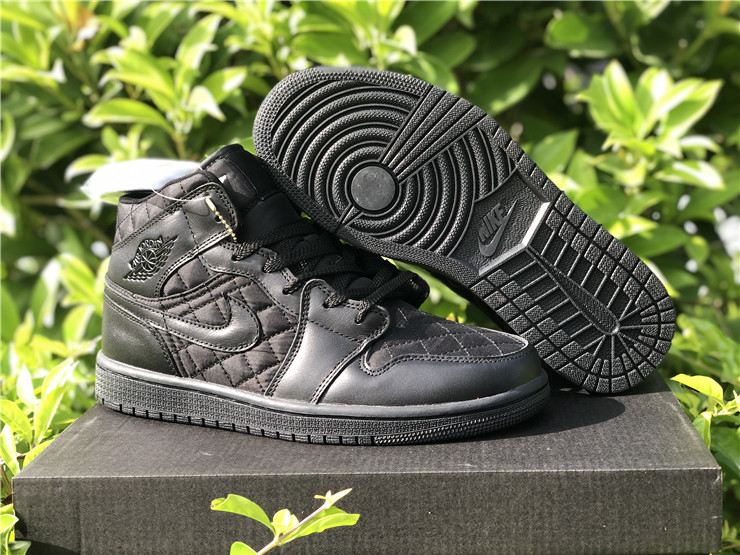 Air Jordan 1 Mid SE Black