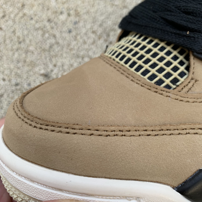 Air Jordan 4“Mushroom”